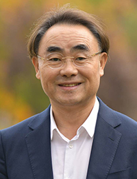1金容华.jpg