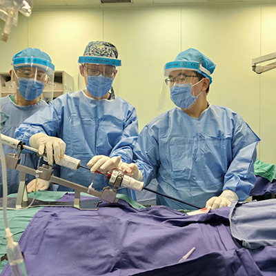 新利18官方客服app完成全国首例高难度复杂HIV患者TEER手术
